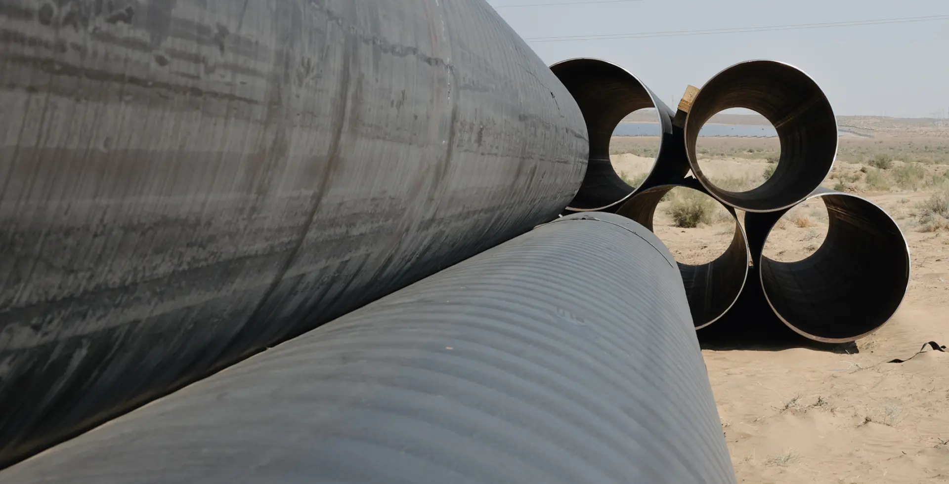 <p>275 KM OF<br>GAS PIPELINES</p>