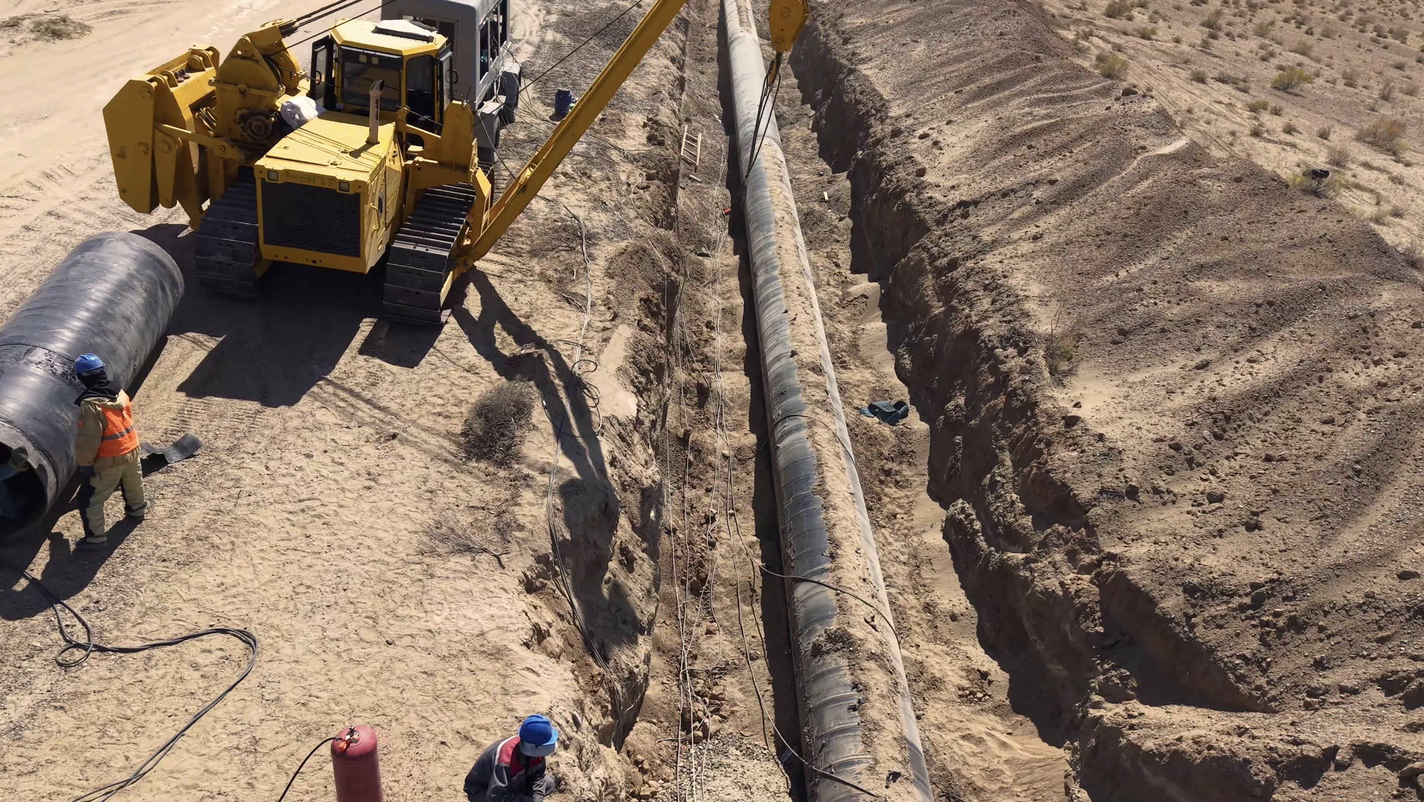 <p>275 km of<br>gas pipelines</p>